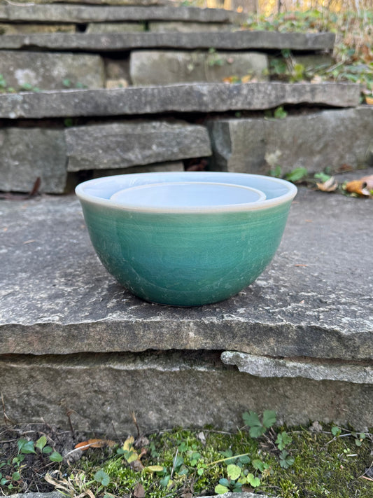 Green and White Mixing Bowl Set